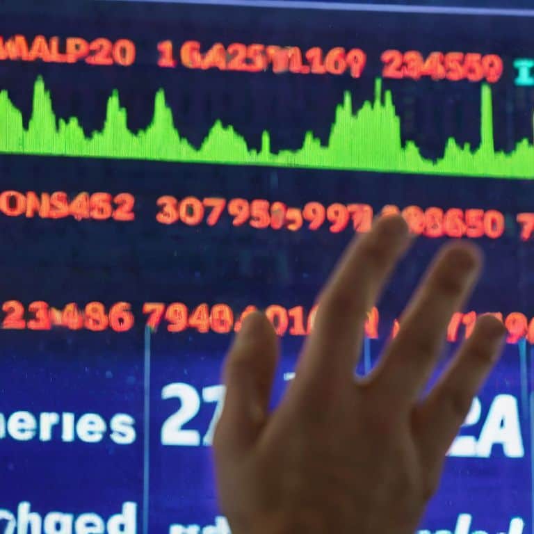 a guide to reading a stock ticker